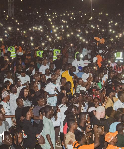 Retour en image du concert de AMAZA